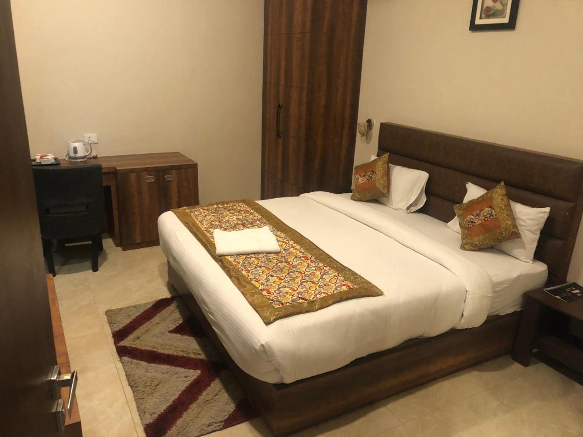 Hotel Radiance Courtyard Varanasi Eksteriør bilde