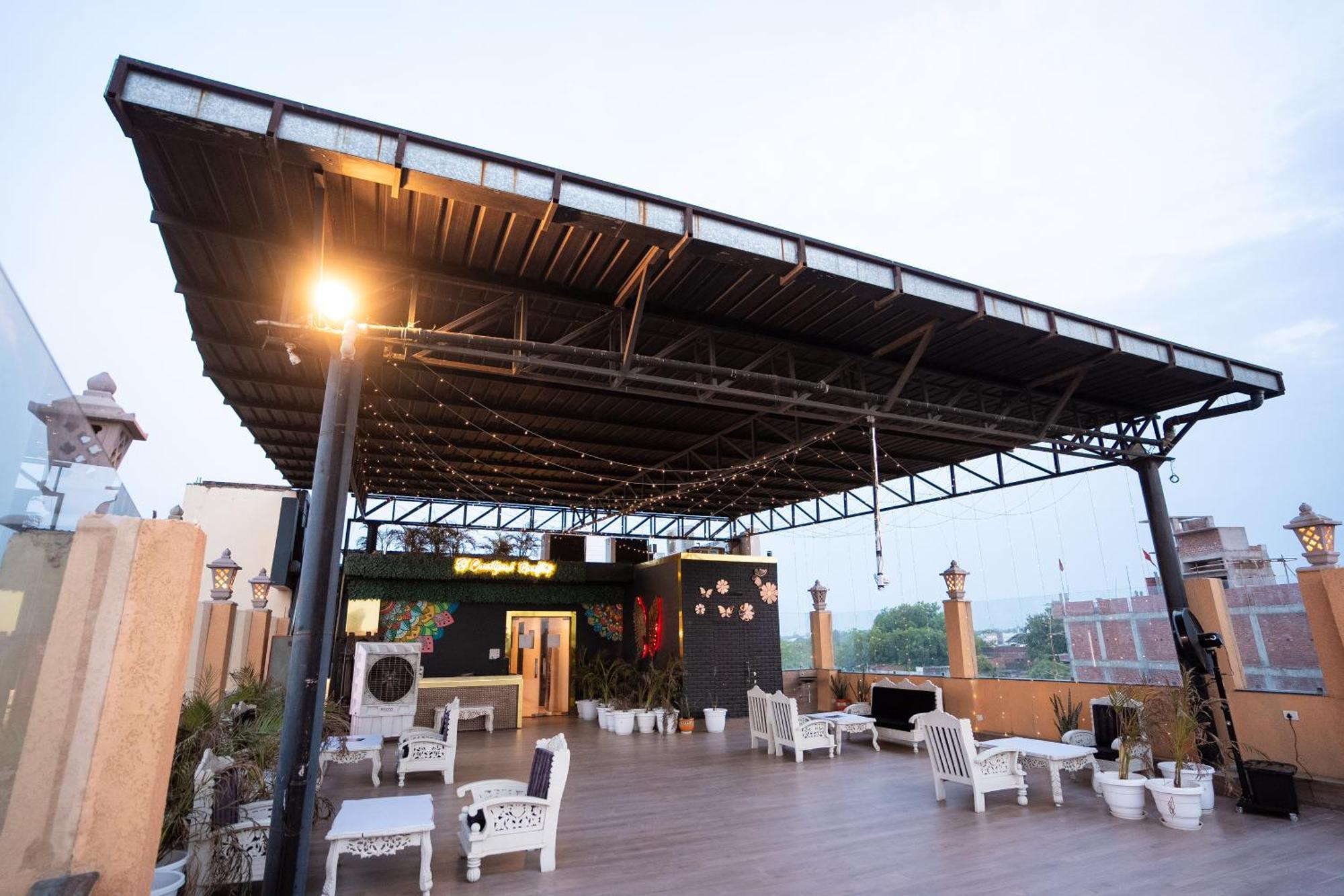 Hotel Radiance Courtyard Varanasi Eksteriør bilde