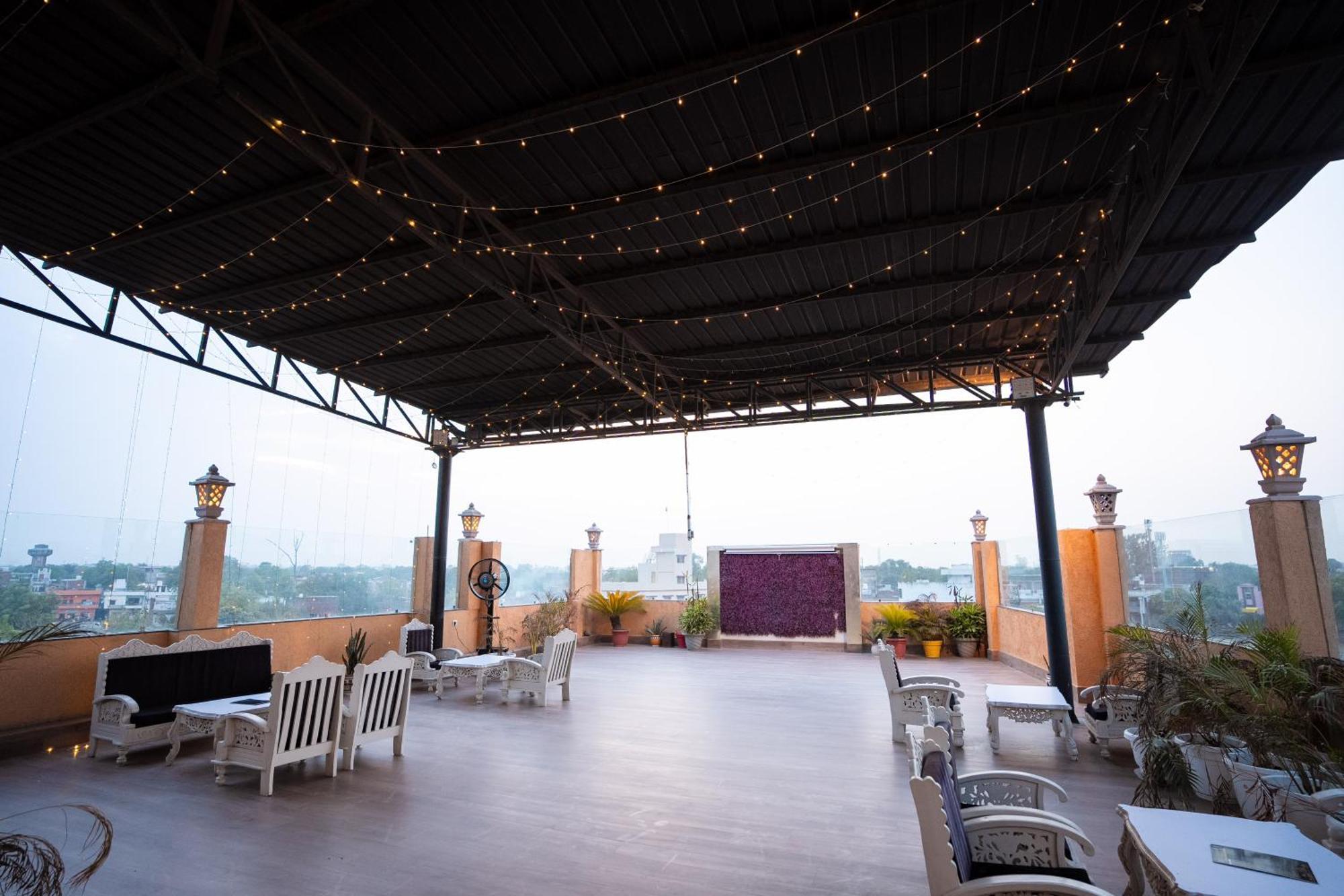 Hotel Radiance Courtyard Varanasi Eksteriør bilde
